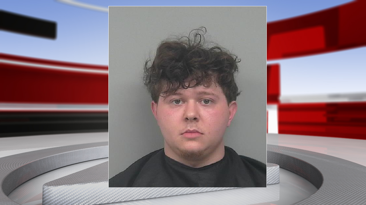 19-year-old accused of killing his brother in double shooting in New Albany